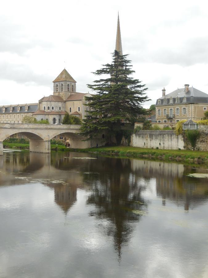 Hotel De L'Abbaye Saint-Savin (Vienne) Exterior photo